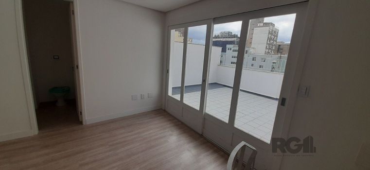 Foto 29 do(a) Cobertura de 3 quartos à venda em Centro Histórico, Porto Alegre