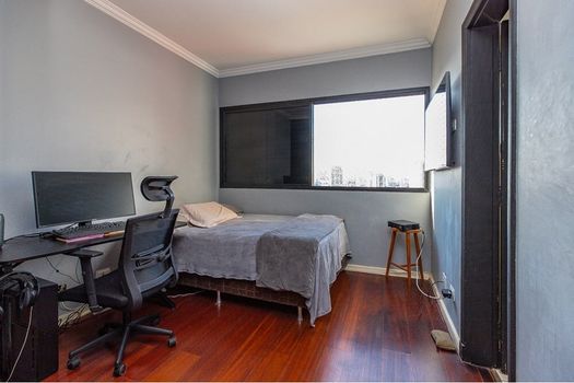 Foto 30 do(a) Apartamento de 4 quartos à venda em Vila Ipojuca, São Paulo