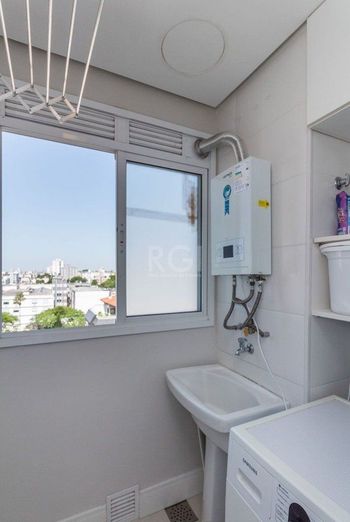 Foto 10 do(a) Flat de 2 quartos à venda em Passo da Areia, Porto Alegre
