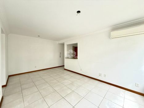 Foto 7 do(a) Apartamento de 2 quartos à venda em Floresta, Porto Alegre