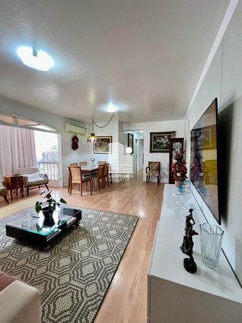 Foto 4 do(a) Apartamento de 3 quartos à venda em Itacorubi, Florianópolis