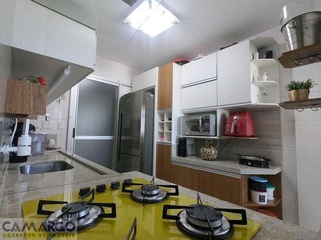 Foto 18 do(a) Apartamento de 3 quartos à venda em Vila Emília, Maringá