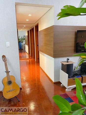Foto 5 do(a) Apartamento de 3 quartos à venda em Vila Emília, Maringá