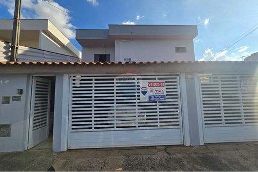 Foto 2 do(a) Casa de 3 quartos à venda em Vila Bertini, Americana