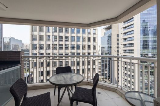 Foto 4 do(a) Flat de 2 quartos à venda em Vila Olímpia, São Paulo