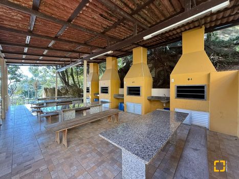 Foto 6 do(a) Apartamento de 3 quartos à venda em Capoeiras, Florianópolis