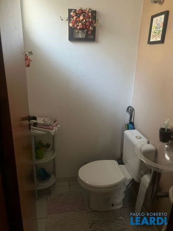 Foto 10 do(a) Casa em Condomínio false à venda em Vila Anglo Brasileira, São Paulo