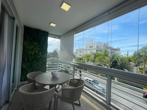Foto 7 do(a) Apartamento de 3 quartos à venda em Jurerê Internacional, Florianópolis