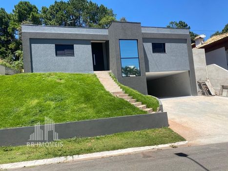 Foto 1 do(a) Casa de 3 quartos à venda em São Fernando Residência, Barueri