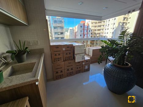 Foto 23 do(a) Apartamento de 3 quartos à venda em Centro, Florianópolis