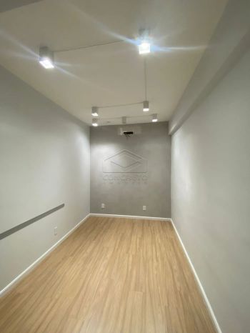 Foto 1 do(a) Sala / Conjunto Comercial de 1 quartos à venda em Jardim Infante Dom Henrique, Bauru