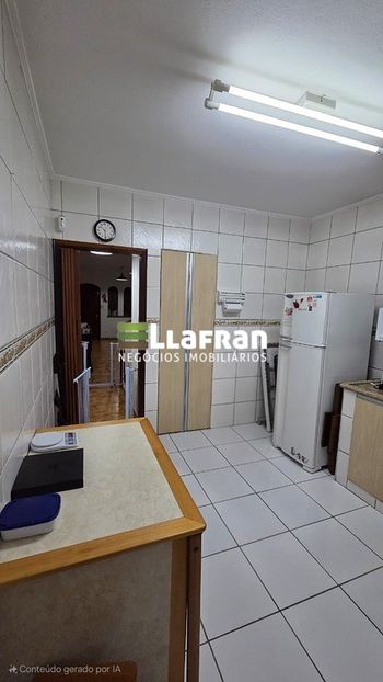 Foto 4 do(a) Casa de 2 quartos à venda em Jardim América, Taboão da Serra