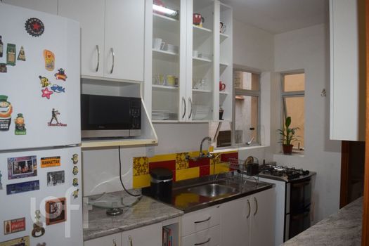 Foto 4 do(a) Apartamento de 2 quartos à venda em Bom Fim, Porto Alegre
