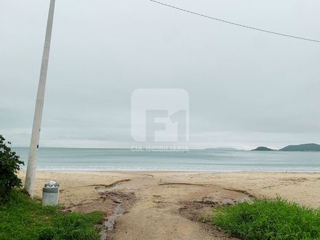 Foto 20 do(a) Cobertura de 2 quartos à venda em Canasvieiras, Florianópolis