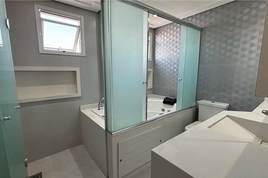Foto 44 do(a) Apartamento de 4 quartos à venda em Vila Bertioga, São Paulo
