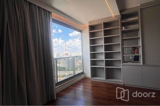 Foto 21 do(a) Apartamento de 3 quartos à venda em Real Parque, São Paulo