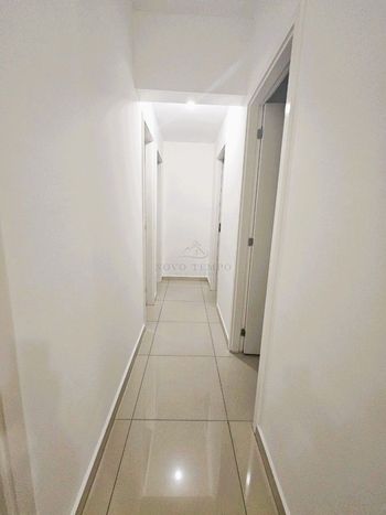 Foto 7 do(a) Apartamento de 3 quartos à venda em Jardim Tupanci, Barueri