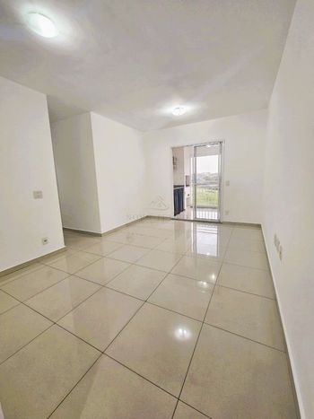 Foto 1 do(a) Apartamento de 3 quartos à venda em Jardim Tupanci, Barueri