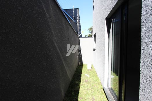 Foto 12 do(a) Casa em Condomínio de 3 quartos à venda em Bacacheri, Curitiba