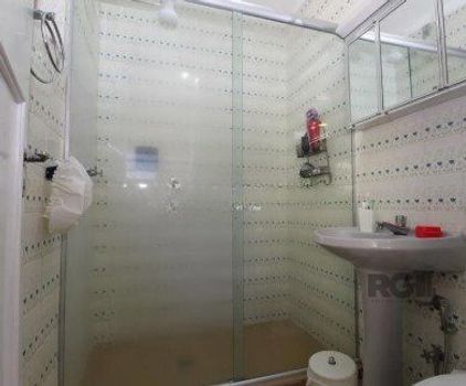 Foto 30 do(a) Casa em Condomínio de 4 quartos à venda em Azenha, Porto Alegre