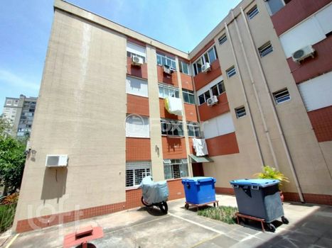 Foto 2 do(a) Apartamento de 1 quartos à venda em Vila Ipiranga, Porto Alegre