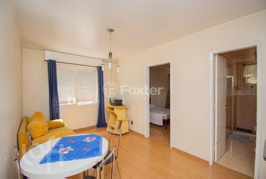 Foto 4 do(a) Apartamento de 1 quartos à venda em Vila Ipiranga, Porto Alegre
