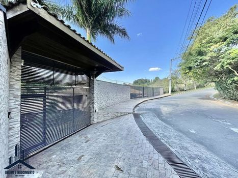 Foto 4 do(a) Casa de 5 quartos à venda em Pousada dos Bandeirantes, Carapicuíba