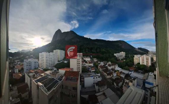 Foto 1 do(a) Apartamento de 1 quartos à venda em Humaitá, Rio de Janeiro