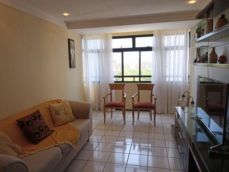 Foto 2 do(a) Apartamento de 3 quartos à venda em São Gerardo, Fortaleza