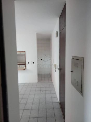Foto 2 do(a) Apartamento de 1 quartos à venda em Vila Cardia, Bauru