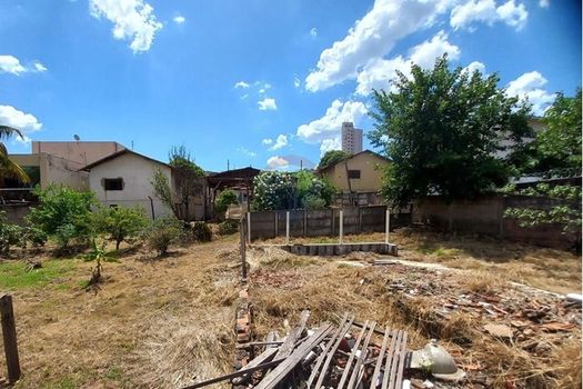 Foto 6 do(a) Terreno false à venda em Centro, Lins