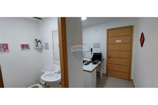 Foto 8 do(a) Sala / Conjunto Comercial false à venda em Tauá, Rio de Janeiro