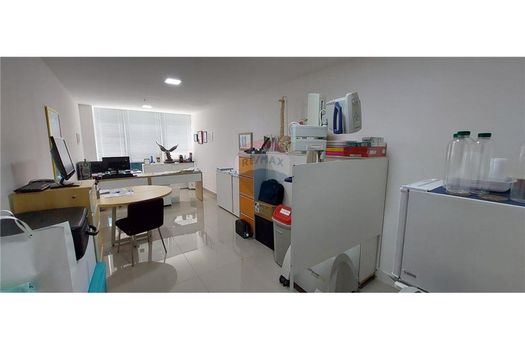 Foto 12 do(a) Sala / Conjunto Comercial false à venda em Tauá, Rio de Janeiro