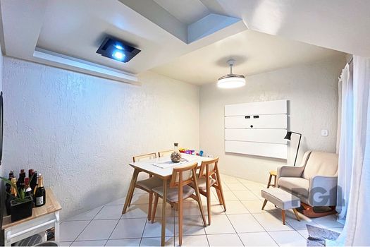 Foto 4 do(a) Casa em Condomínio de 2 quartos à venda em Guarujá, Porto Alegre