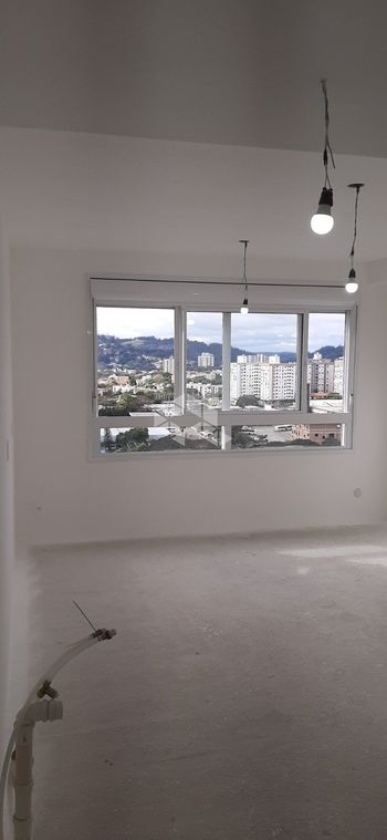 Foto 12 do(a) Apartamento de 1 quartos à venda em Partenon, Porto Alegre