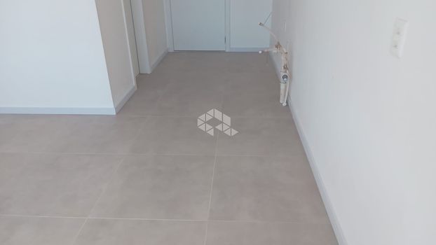 Foto 4 do(a) Apartamento de 1 quartos à venda em Partenon, Porto Alegre