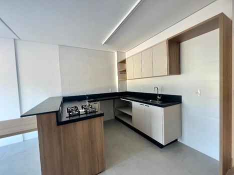 Foto 5 do(a) Kitnet / JK / Studio de 1 quartos à venda em Monte Verde, Florianópolis