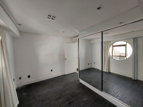 Foto 45 do(a) Apartamento de 2 quartos para alugar em Centro, Florianópolis