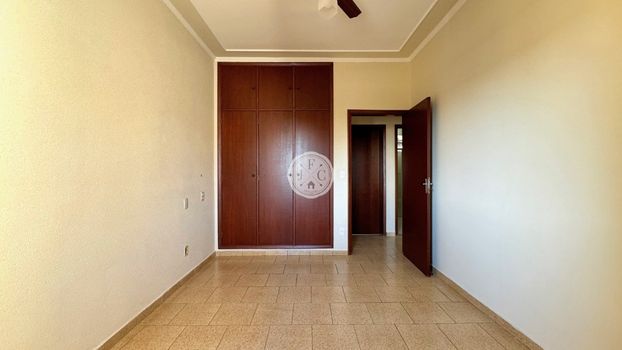 Foto 6 do(a) Apartamento de 3 quartos à venda em Jardim Irajá, Ribeirão Preto