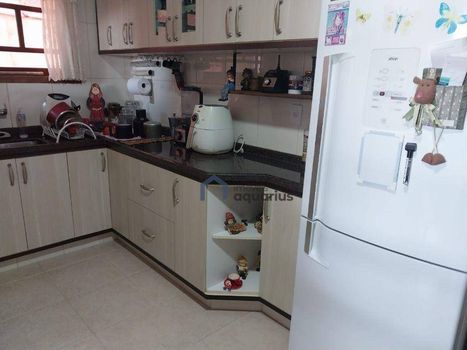 Foto 10 do(a) Casa de 3 quartos à venda em Urbanova I, São José dos Campos