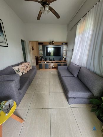 Foto 4 do(a) Casa de 2 quartos à venda em Mantiqueira, Belo Horizonte