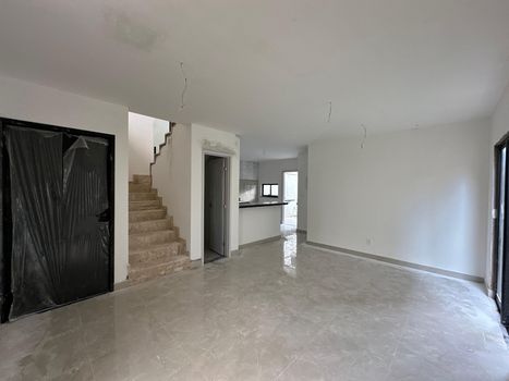 Foto 6 do(a) Casa de 4 quartos à venda em Turu, São Luís