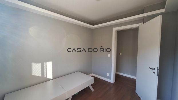 Foto 31 do(a) Apartamento de 3 quartos à venda em Cristal, Porto Alegre