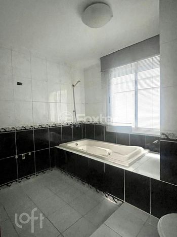 Foto 14 do(a) Apartamento de 3 quartos à venda em Cristal, Porto Alegre