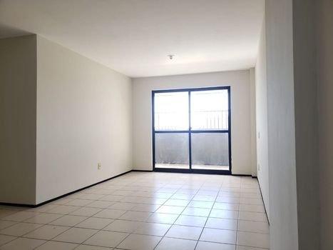 Foto 3 do(a) Apartamento de 3 quartos à venda em Centro, Fortaleza