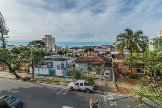 Foto 18 do(a) Cobertura de 3 quartos à venda em Santo Antônio, Porto Alegre