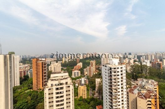 Foto 3 do(a) Apartamento de 6 quartos à venda em Vila Andrade, São Paulo