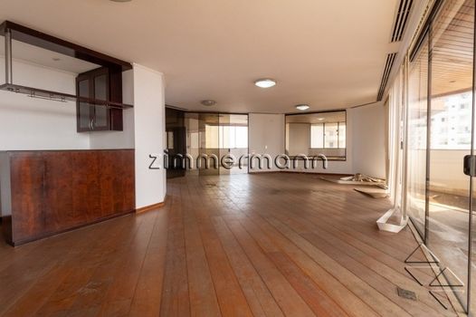 Foto 10 do(a) Apartamento de 6 quartos à venda em Vila Andrade, São Paulo