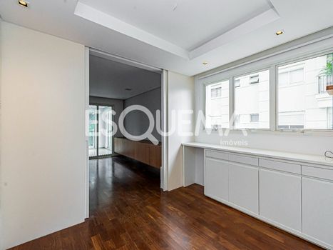 Foto 15 do(a) Apartamento de 4 quartos à venda em Vila Nova Conceição, São Paulo