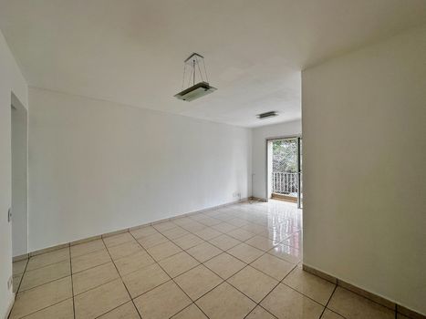 Foto 9 do(a) Apartamento de 3 quartos à venda em Vila Sônia, São Paulo